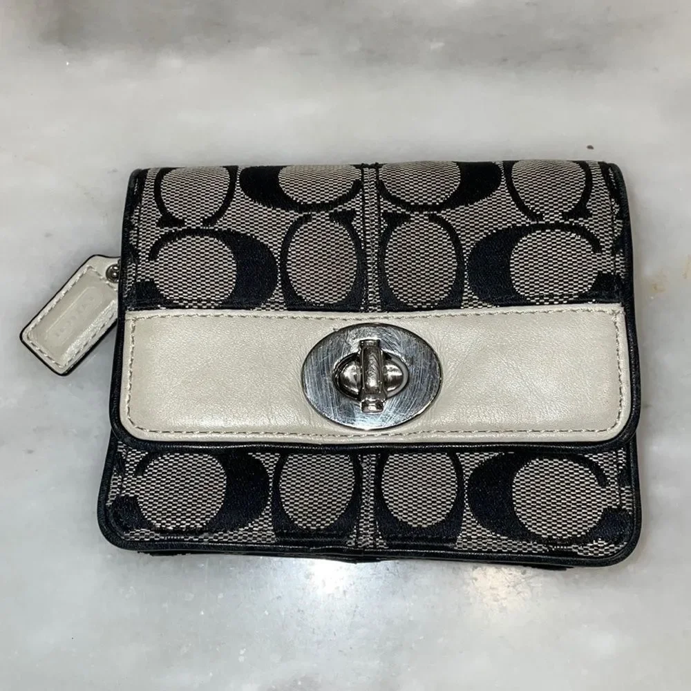COPY - #5 Coach Mini Bag Wallet